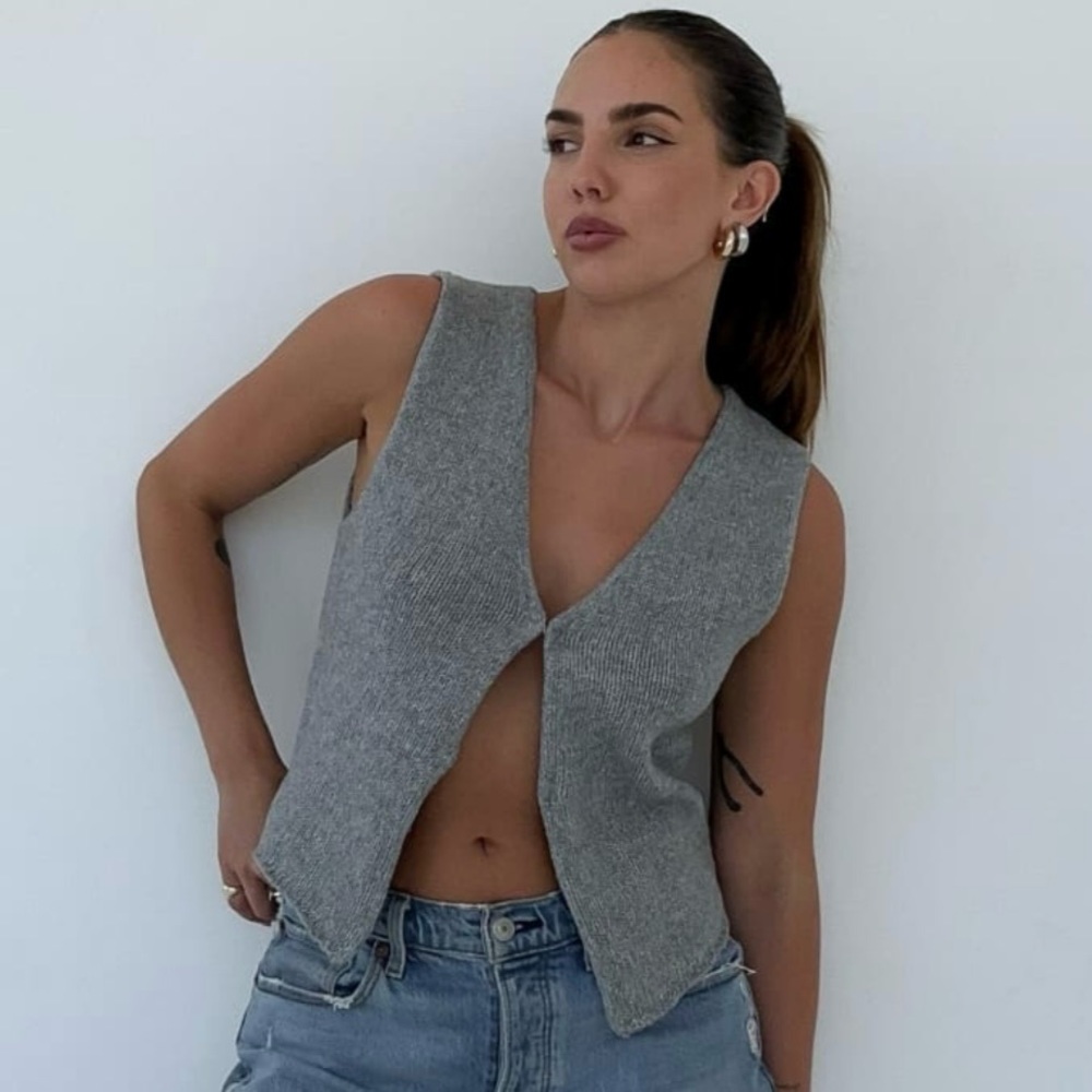 Rumored PRINCE STREET TOP gray sweater vest